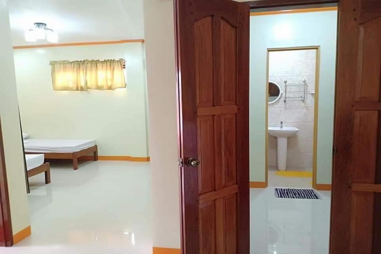 Oyo 900 Tahanan Ni Kuya Juan Puerto Princesa Luaran gambar